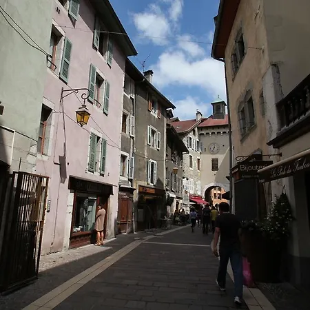 아파트 Old Town In 안시